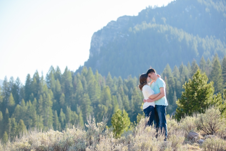 Engagements-Jenna-Matt-Utah-Wedding-Photographers-EK-Studios-Photo-Video-012(pp_w768_h512)