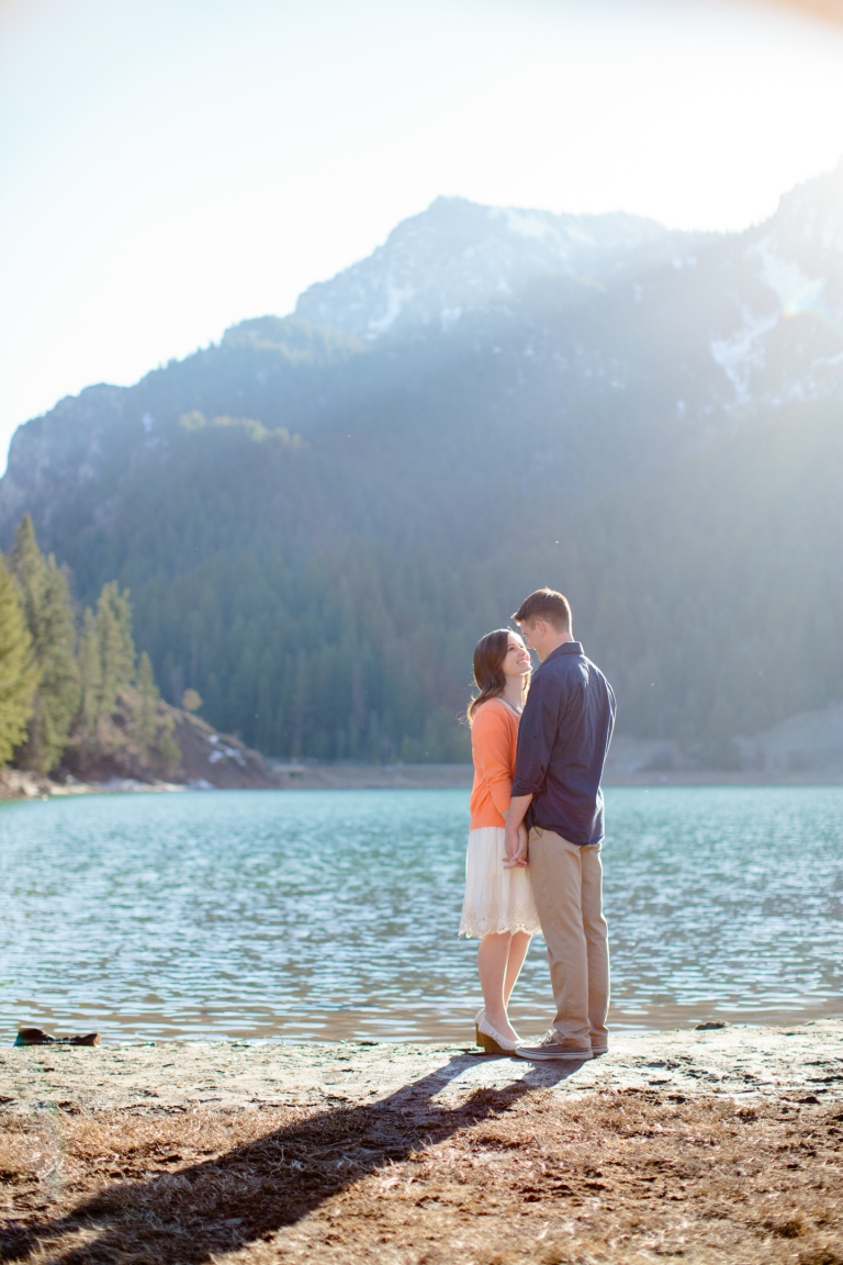 Engagements-Jenna-Matt-Utah-Wedding-Photographers-EK-Studios-Photo-Video-019(pp_w768_h1152)