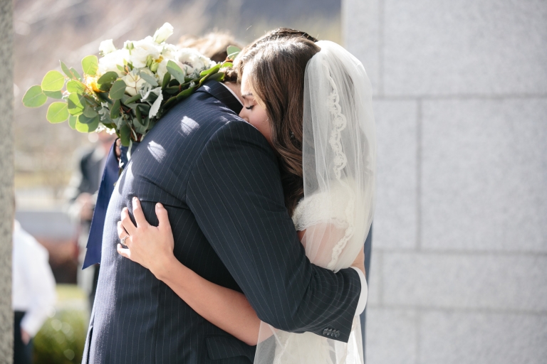 Wedding-Alyssa-Russell-draper-temple-wedding-sleepy-ridge-reception-Utah-Wedding-Photographers-EK-Studios-Photo-Video-009(pp_w768_h512)