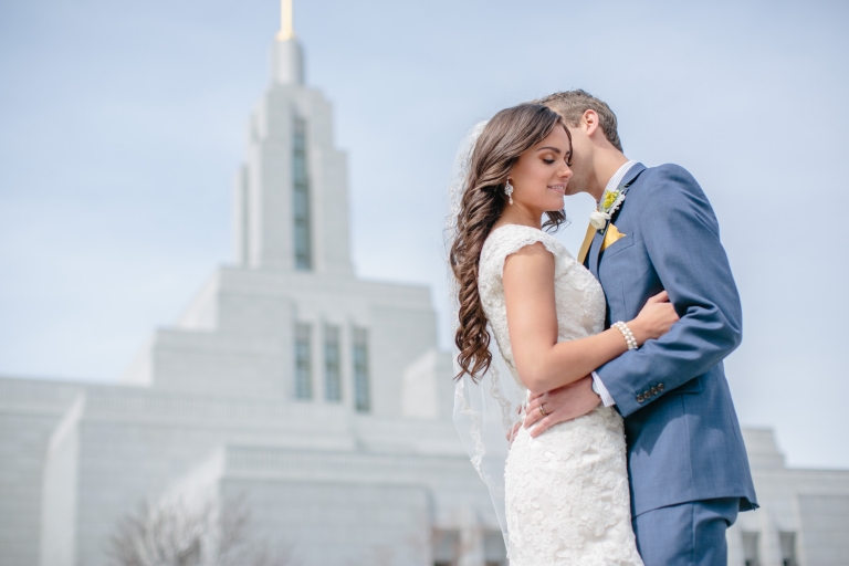 Wedding-Alyssa-Russell-draper-temple-wedding-sleepy-ridge-reception-Utah-Wedding-Photographers-EK-Studios-Photo-Video-031(pp_w768_h512)