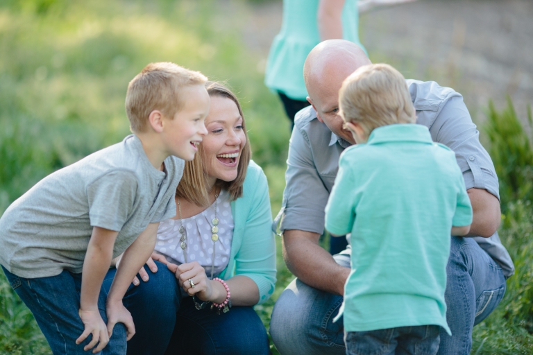 Peterson-family-Family-Photographer-utah-Utah-Wedding-Photographers-EK-Studios-Photo-Video-007(pp_w768_h512)