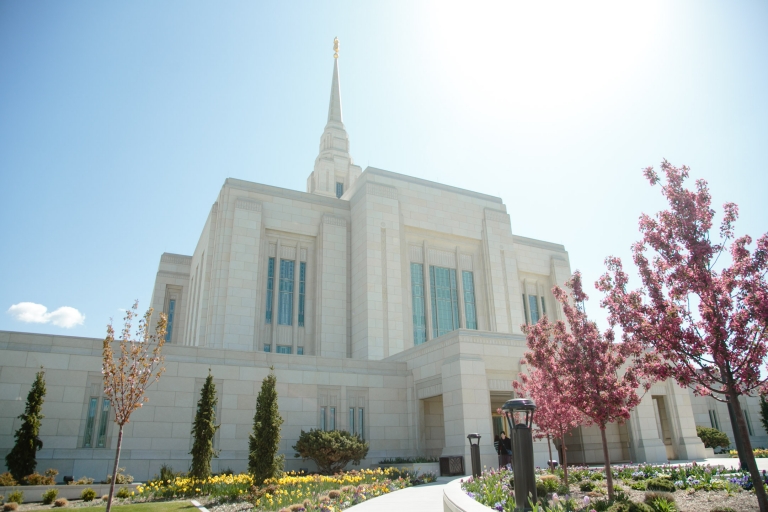 EK-Studios-Utah-Wedding-Photographers-Ogden-Temple-wedding001-Blog(pp_w768_h512)