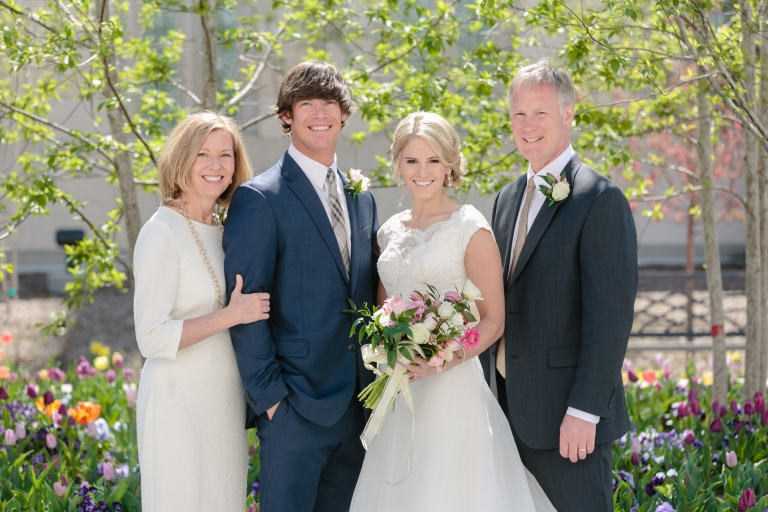 EK-Studios-Utah-Wedding-Photographers-Ogden-Temple-wedding011-Blog(pp_w768_h512)