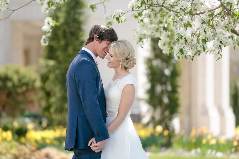 EK-Studios-Utah-Wedding-Photographers-Ogden-Temple-wedding015-Blog(pp_w768_h512)