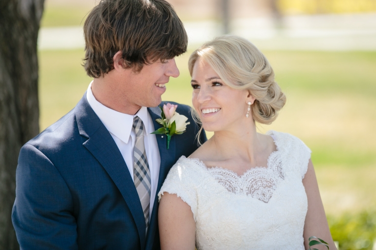 EK-Studios-Utah-Wedding-Photographers-Ogden-Temple-wedding022-Blog(pp_w768_h512)