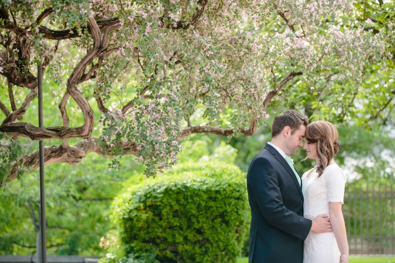 EK-Studios-Utah-Wedding-Photographers-Salt-Lake-Temple-Bridals-Utah-photography006-Blog(pp_w768_h512)