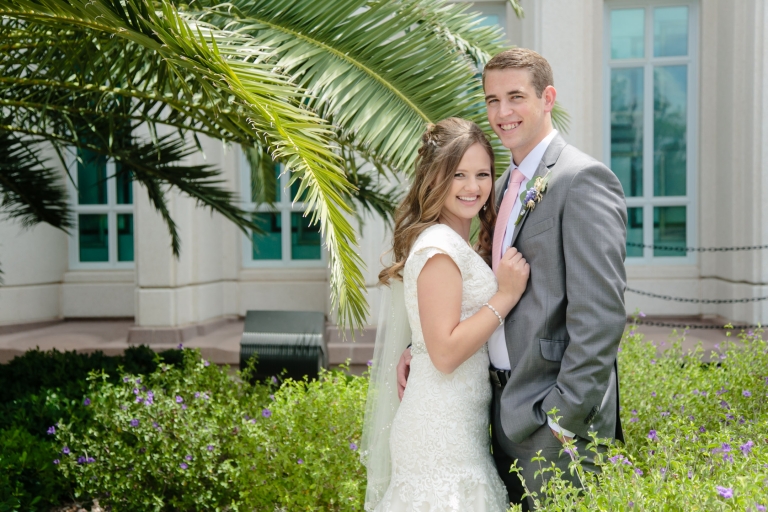 EK-Studios-Utah-Wedding-Photographers-Las-Vegas-Temple-Wedding-lds-Backyard-reception-nevada018-Blog(pp_w768_h512)