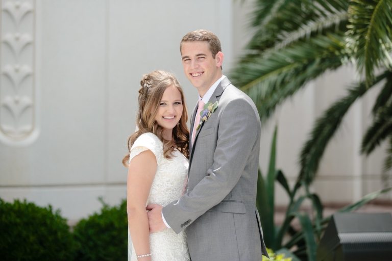 EK-Studios-Utah-Wedding-Photographers-Las-Vegas-Temple-Wedding-lds-Backyard-reception-nevada020-Blog(pp_w768_h512)