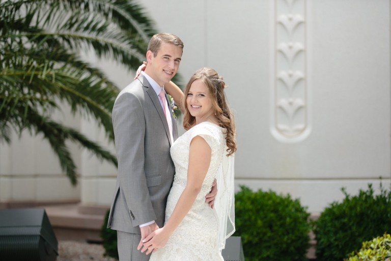 EK-Studios-Utah-Wedding-Photographers-Las-Vegas-Temple-Wedding-lds-Backyard-reception-nevada032-Blog(pp_w768_h512)