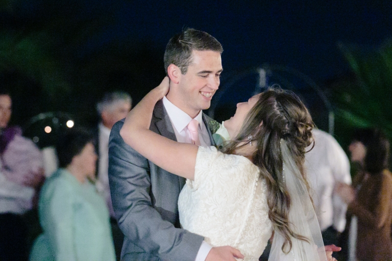 EK-Studios-Utah-Wedding-Photographers-Las-Vegas-Temple-Wedding-lds-Backyard-reception-nevada082-Blog(pp_w768_h512)