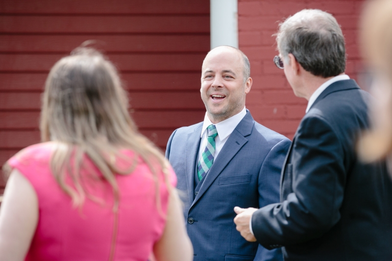EK-Studios-Utah-Wedding-Photographers-Backyard-barn-wedding021-Blog(pp_w768_h512)