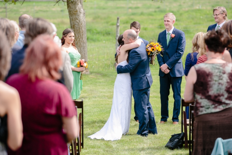 EK-Studios-Utah-Wedding-Photographers-Backyard-barn-wedding026-Blog(pp_w768_h512)