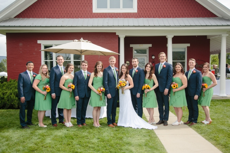 EK-Studios-Utah-Wedding-Photographers-Backyard-barn-wedding038-Blog(pp_w768_h512)