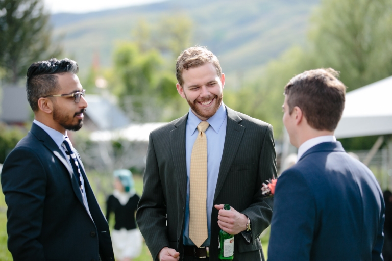EK-Studios-Utah-Wedding-Photographers-Backyard-barn-wedding060-Blog(pp_w768_h512)