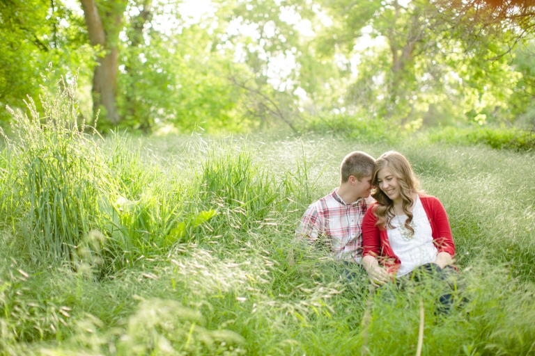 EK-Studios-Utah-Wedding-Photographers-Nature-engagements012-Blog(pp_w768_h512)