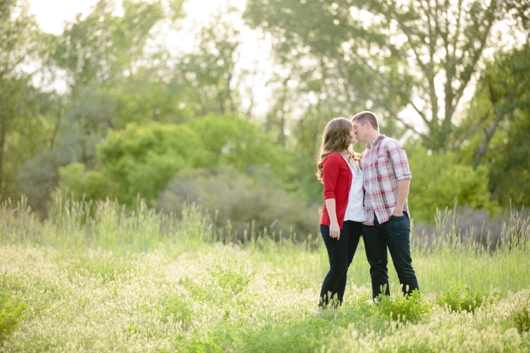 EK-Studios-Utah-Wedding-Photographers-Nature-engagements017-Blog(pp_w768_h512)