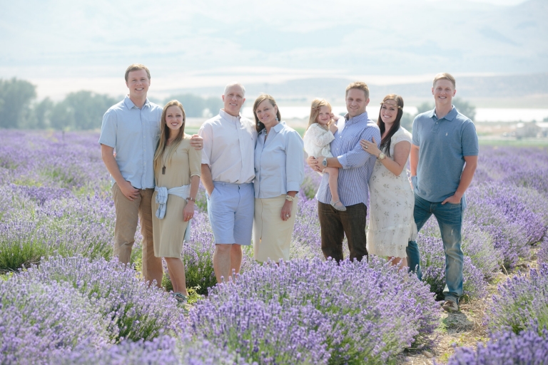 EK-Studios-Utah-Wedding-Photographers-Family-Photos-Lavender-field-young-living-farms010-Blog(pp_w768_h512)