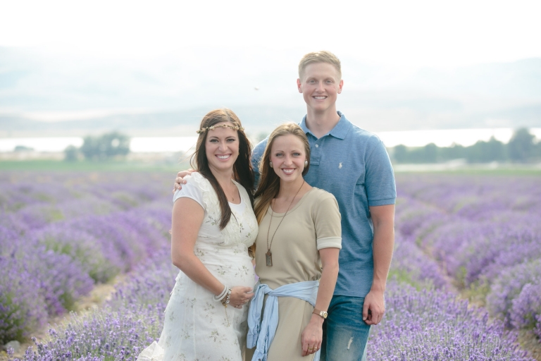 EK-Studios-Utah-Wedding-Photographers-Family-Photos-Lavender-field-young-living-farms018-Blog(pp_w768_h512)