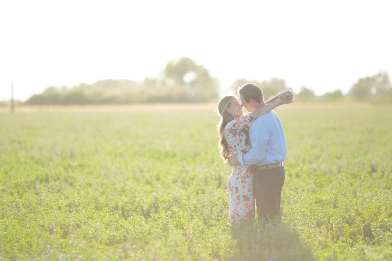 EK-Studios-Utah-Wedding-Photographers-country-engagments-pick-up-truck-farming-field022-Blog(pp_w768_h512)