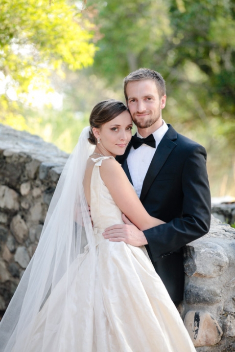 EK-Studios-Utah-Wedding-Photographers-Classy-Elegant-Bridals-Unique-wedding-dress015-Blog(pp_w480_h720)