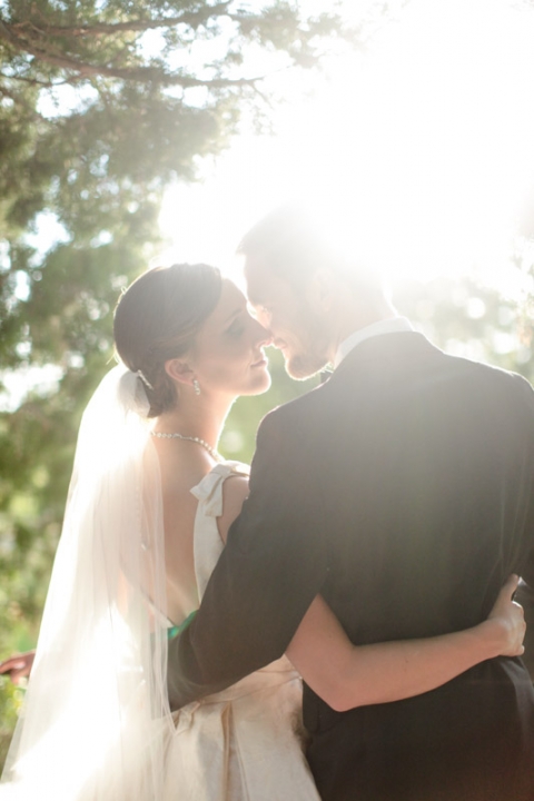 EK-Studios-Utah-Wedding-Photographers-Classy-Elegant-Bridals-Unique-wedding-dress018-Blog(pp_w480_h720)