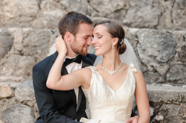 EK-Studios-Utah-Wedding-Photographers-Classy-Elegant-Bridals-Unique-wedding-dress032-Blog(pp_w768_h511)