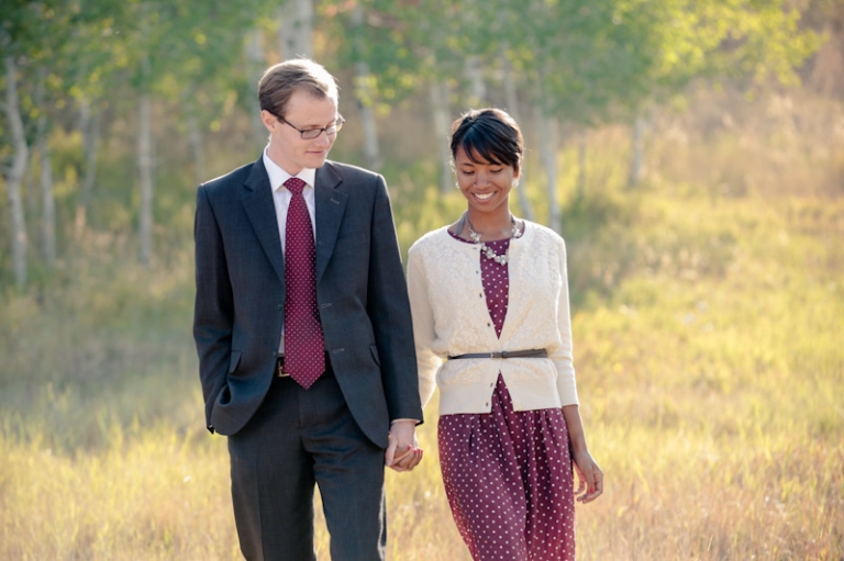 Wedding-and-Portrait-Photographer-Fall-engagements-UT0180R0A4628-Blog(pp_w768_h511)