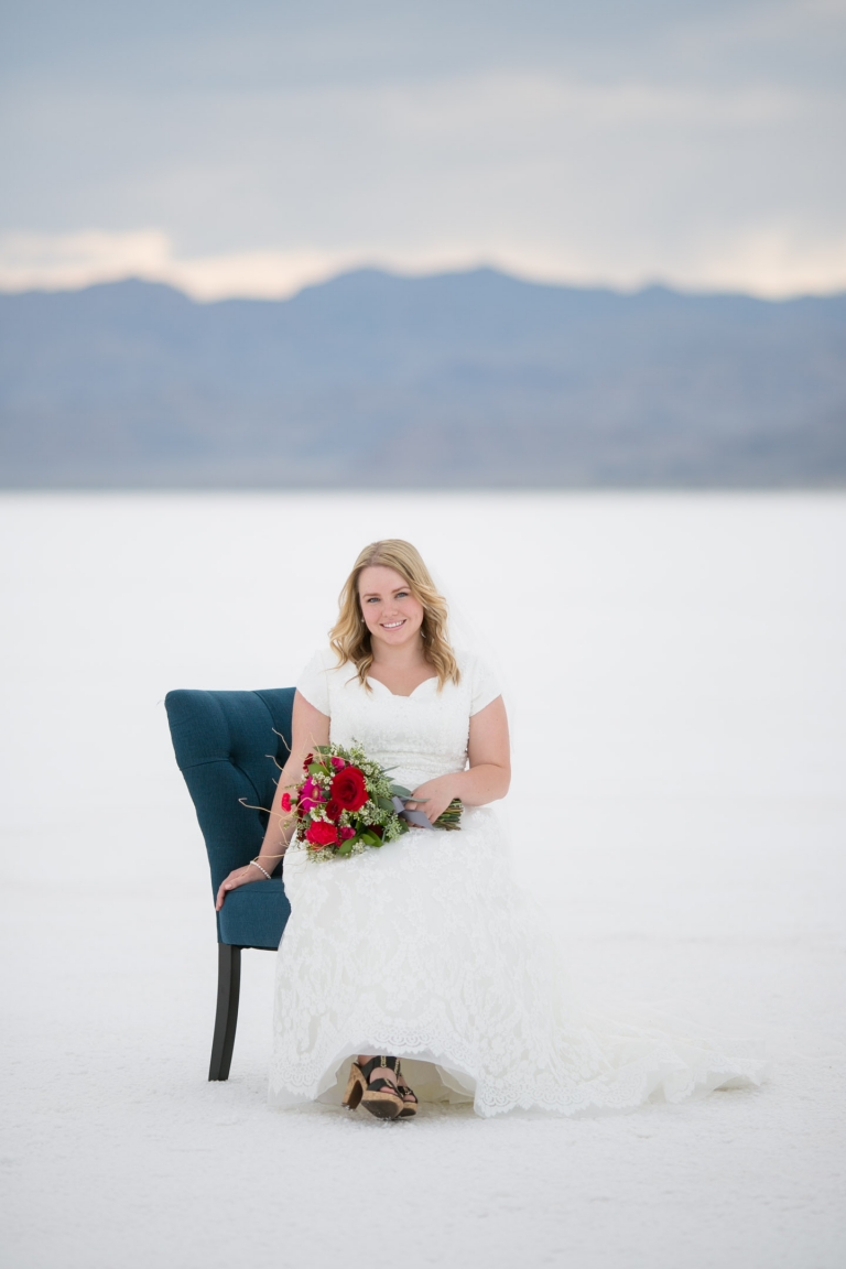 EK-Studios-Utah-Wedding-Photographers-Bridals-bonniville-Salt-Flats004-Blog(pp_w768_h1152)