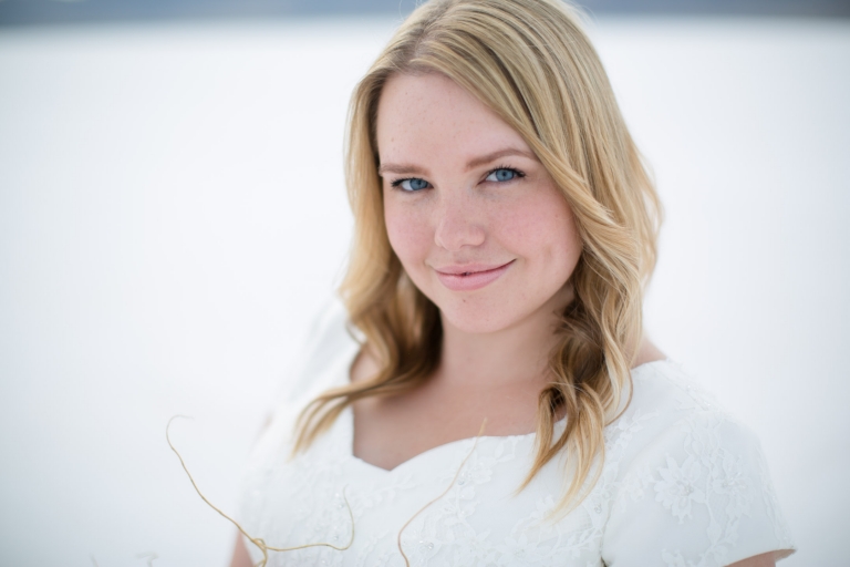 EK-Studios-Utah-Wedding-Photographers-Bridals-bonniville-Salt-Flats005-Blog(pp_w768_h512)