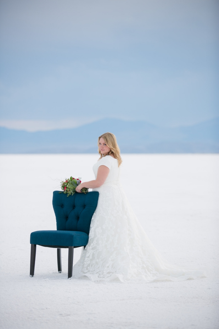EK-Studios-Utah-Wedding-Photographers-Bridals-bonniville-Salt-Flats009-Blog(pp_w768_h1152)