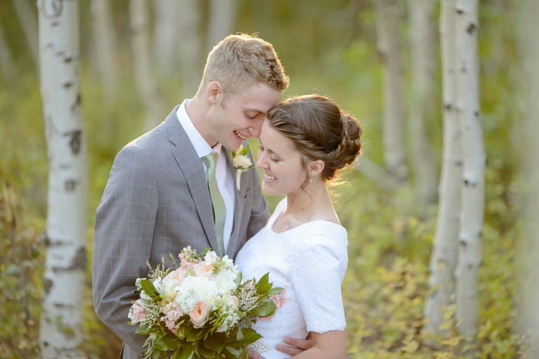 EK-Studios-Utah-Wedding-Photographers-Bridals-in-the-pines-aspens-utah-photography001-Blog(pp_w768_h512)