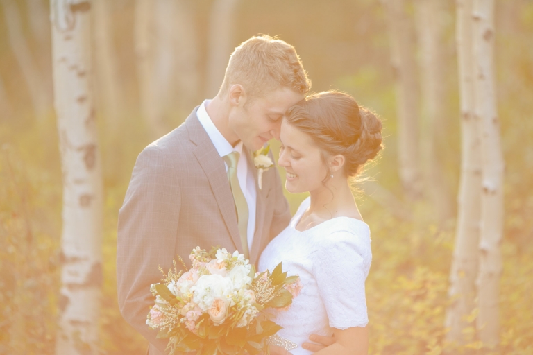 EK-Studios-Utah-Wedding-Photographers-Bridals-in-the-pines-aspens-utah-photography014-Blog(pp_w768_h512)