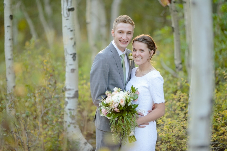 EK-Studios-Utah-Wedding-Photographers-Bridals-in-the-pines-aspens-utah-photography016-Blog(pp_w768_h512)