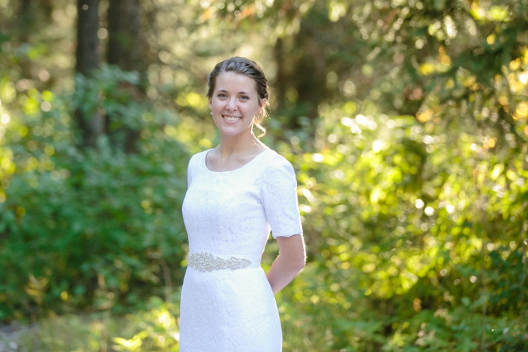 EK-Studios-Utah-Wedding-Photographers-Bridals-in-the-pines-aspens-utah-photography026-Blog(pp_w768_h512)