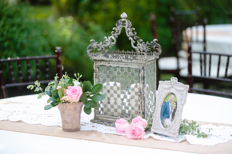 EK-Studios-Utah-Wedding-Photographers-outdoor-Shabby-Chic-wedding-reception-pink027-Blog(pp_w768_h512)
