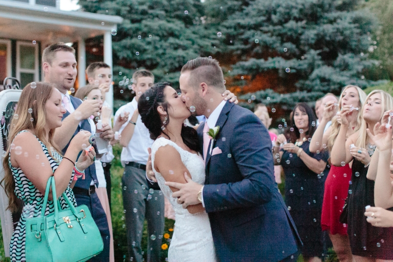 EK-Studios-Utah-Wedding-Photographers-outdoor-Shabby-Chic-wedding-reception-pink050-Blog(pp_w768_h512)
