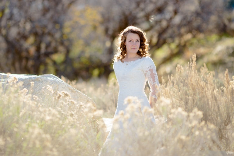 EK-Studios-Utah-Wedding-Photographers-Spring-Bridals-blossoms013-Blog(pp_w768_h512)