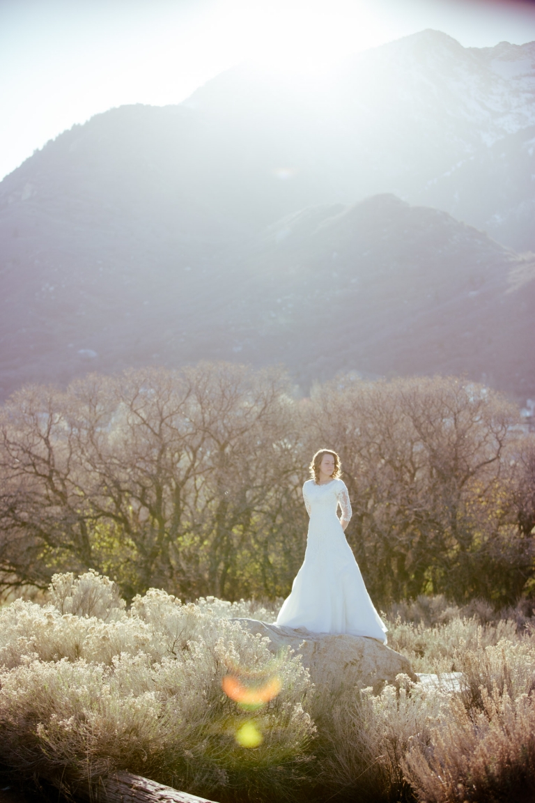 EK-Studios-Utah-Wedding-Photographers-Spring-Bridals-blossoms018-Blog(pp_w768_h1152)