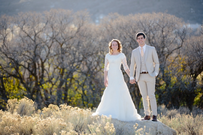 EK-Studios-Utah-Wedding-Photographers-Spring-Bridals-blossoms023-Blog(pp_w768_h512)