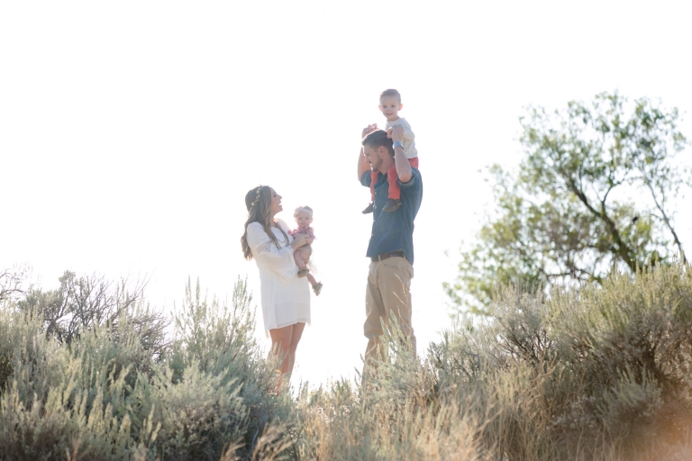 EK-Studios-Utah-Wedding-Photographers-Bohemian-inspired-Family-Photoshoot-utah021-Blog(pp_w768_h512)