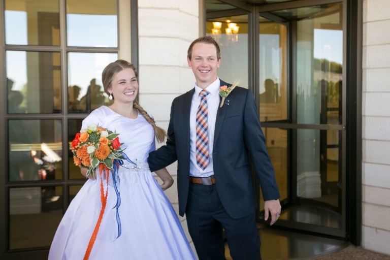EK-Studios-Utah-Wedding-Photographers-Manti-Temple-Wedding-country-wedding-decorations006-Blog(pp_w768_h512)