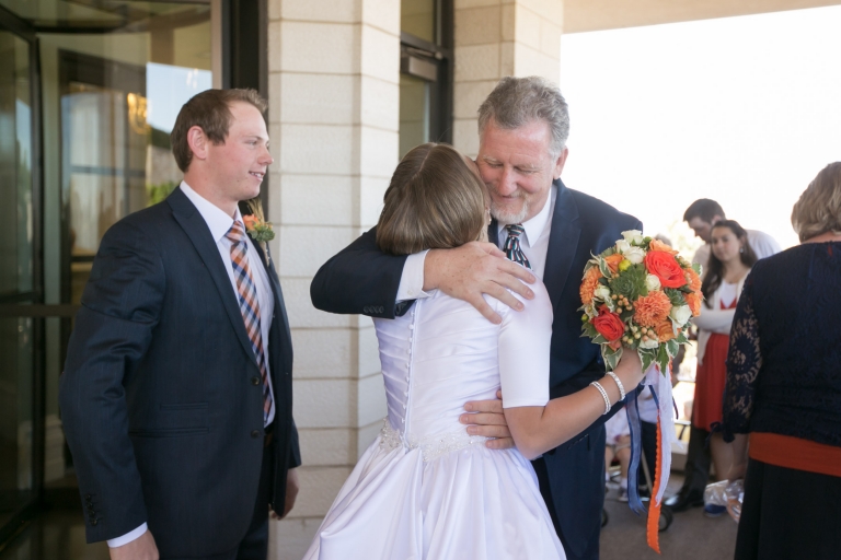 EK-Studios-Utah-Wedding-Photographers-Manti-Temple-Wedding-country-wedding-decorations008-Blog(pp_w768_h512)
