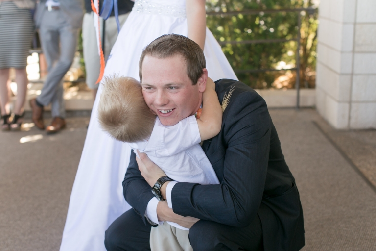 EK-Studios-Utah-Wedding-Photographers-Manti-Temple-Wedding-country-wedding-decorations009-Blog(pp_w768_h512)