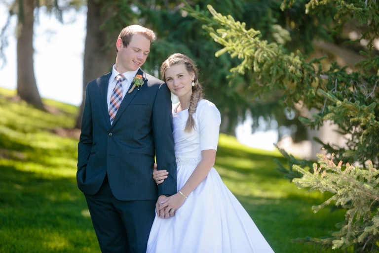 EK-Studios-Utah-Wedding-Photographers-Manti-Temple-Wedding-country-wedding-decorations014-Blog(pp_w768_h512)