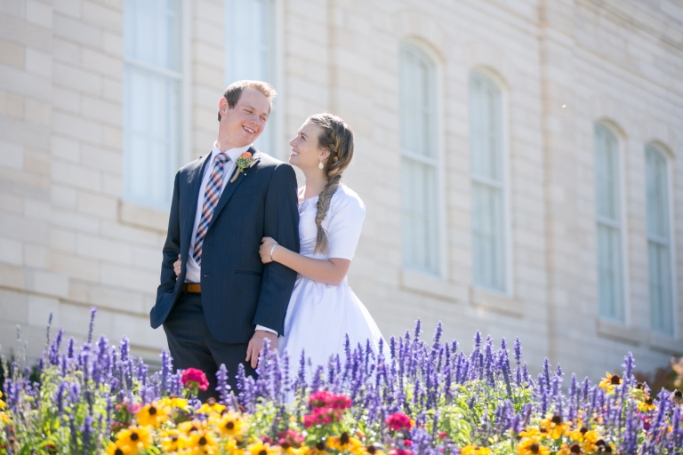 EK-Studios-Utah-Wedding-Photographers-Manti-Temple-Wedding-country-wedding-decorations019-Blog(pp_w768_h512)
