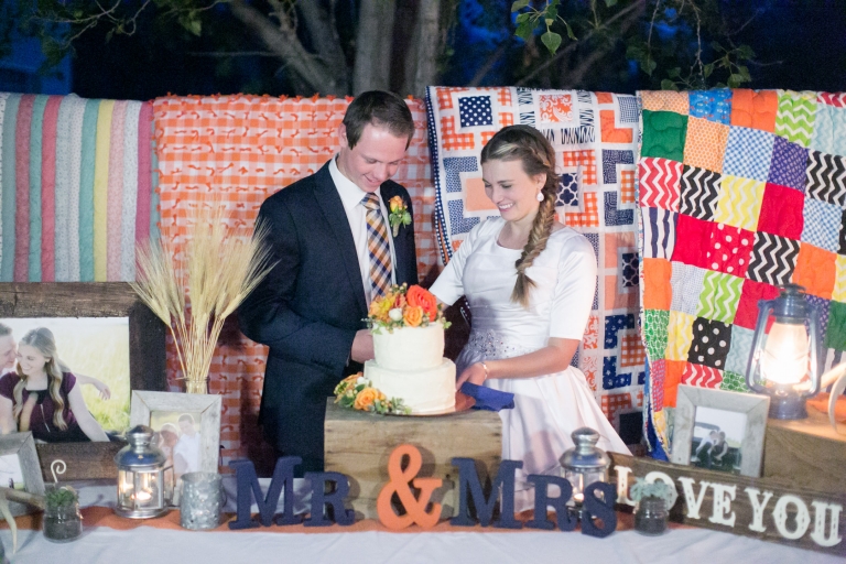 EK-Studios-Utah-Wedding-Photographers-Manti-Temple-Wedding-country-wedding-decorations054-Blog(pp_w768_h512)