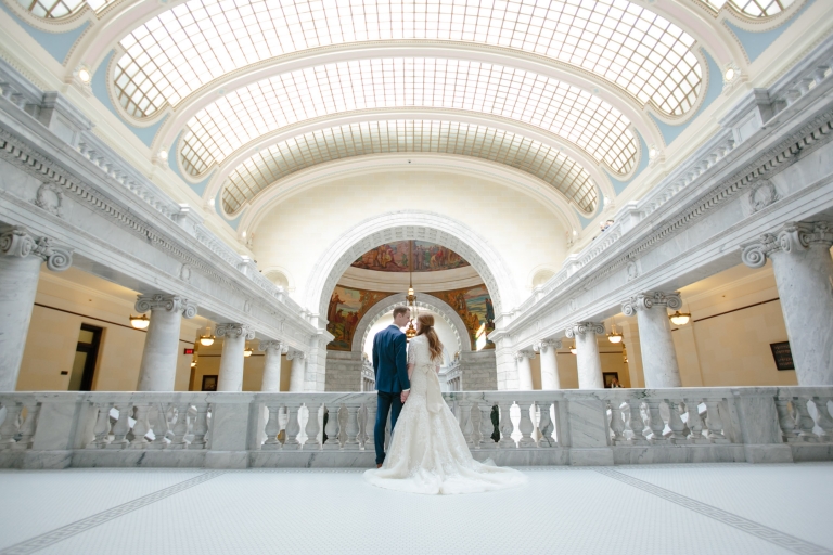 EK-Studios-Utah-Wedding-Photographers-Classy-Bridals-utah-photography025-Blog(pp_w768_h512)