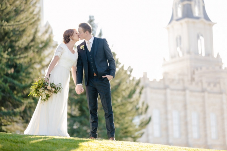 EK-Studios-Utah-Wedding-Photographers-Manti-Temple-Bridals003-Blog(pp_w768_h511)