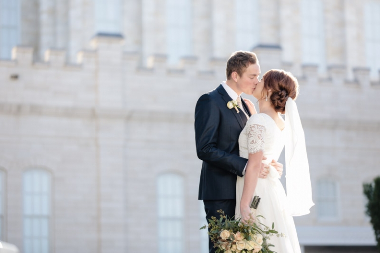 EK-Studios-Utah-Wedding-Photographers-Manti-Temple-Bridals010-Blog(pp_w768_h511)