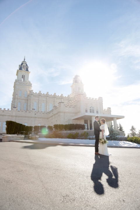 EK-Studios-Utah-Wedding-Photographers-Manti-Temple-Bridals015-Blog(pp_w480_h720)